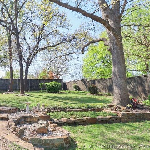 6124 S Louisville Avenue, Tulsa, OK 74136