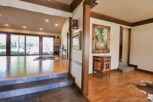 6124 S Louisville Avenue, Tulsa, OK 74136