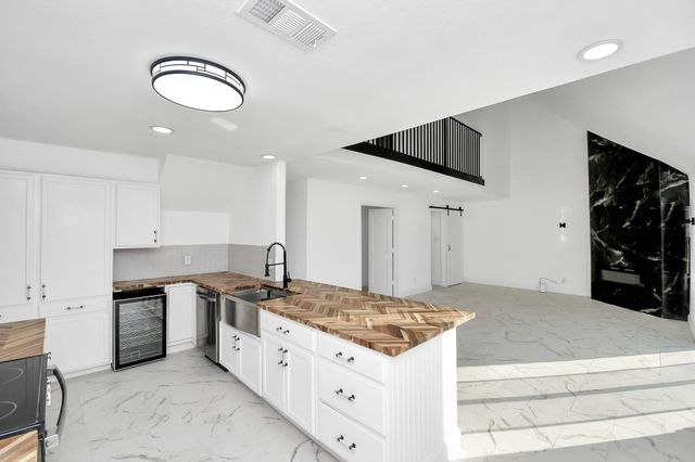 6035 Cartagena Street, Houston, TX 77035