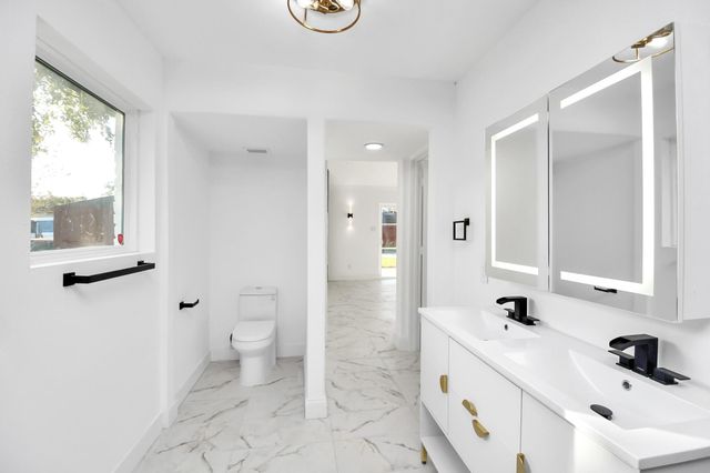 6035 Cartagena Street, Houston, TX 77035