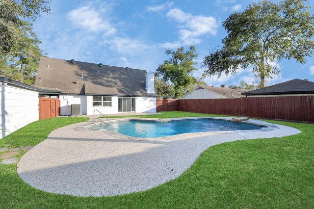 6035 Cartagena Street, Houston, TX 77035