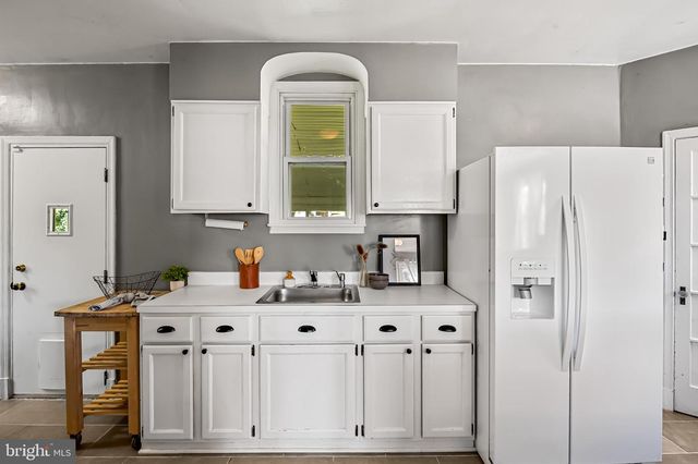 4808 RICHARD AVE, Baltimore, MD 21214