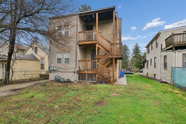 10226 S Charles Street 1, Chicago, IL 60643