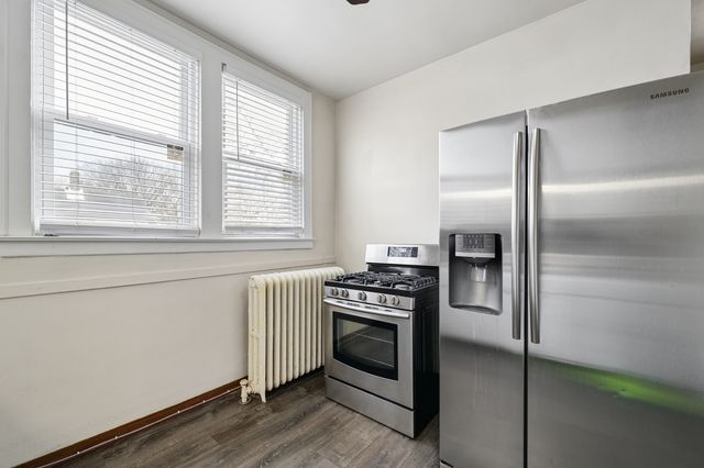 10226 S Charles Street 1, Chicago, IL 60643