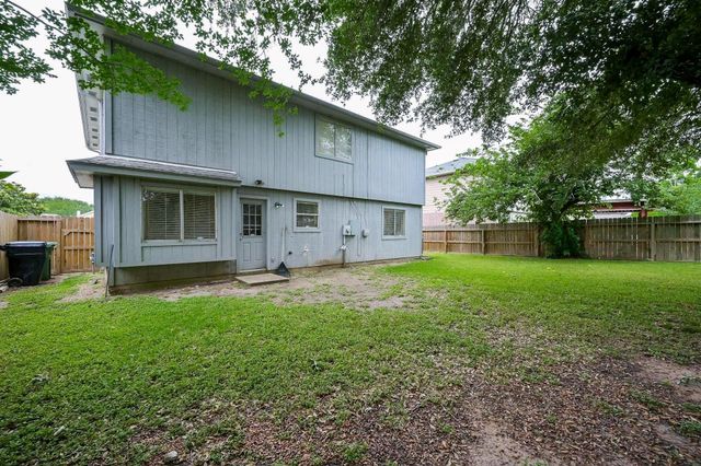 13723 Wood River Drive, Houston, TX 77085