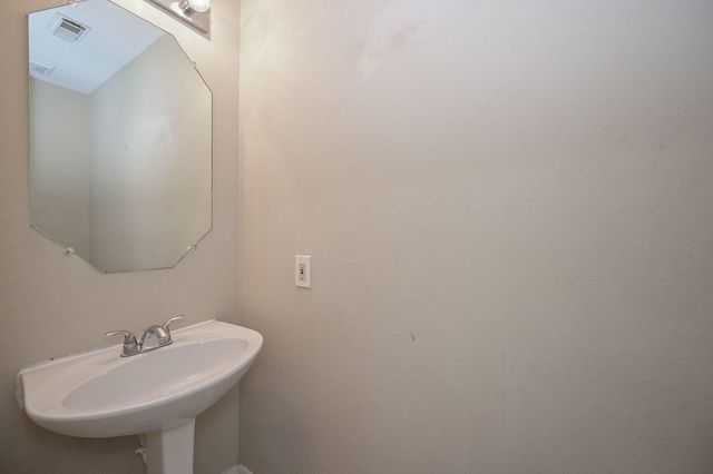 13723 Wood River Drive, Houston, TX 77085