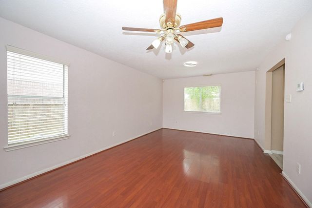 13723 Wood River Drive, Houston, TX 77085