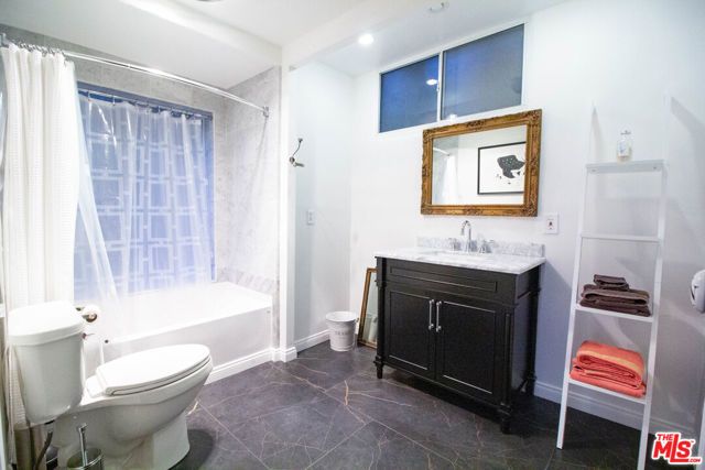 2144 Sunset Plaza Drive, Los Angeles, CA 90069