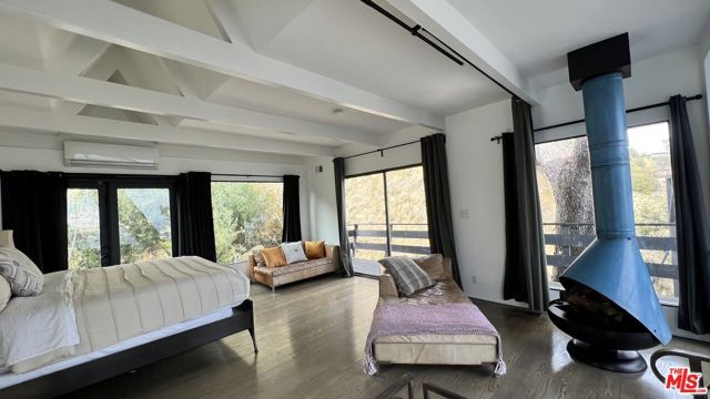 2144 Sunset Plaza Drive, Los Angeles, CA 90069