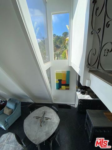 2144 Sunset Plaza Drive, Los Angeles, CA 90069
