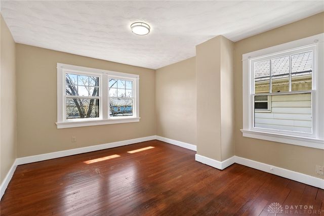 125 E Siebenthaler Avenue, Dayton, OH 45405