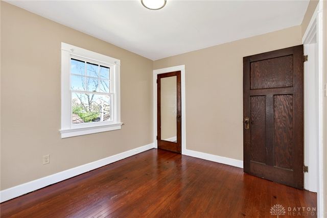 125 E Siebenthaler Avenue, Dayton, OH 45405