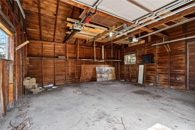 125 E Siebenthaler Avenue, Dayton, OH 45405