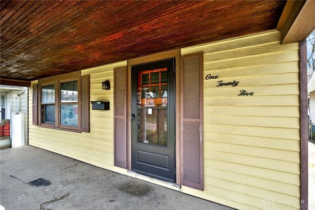 125 E Siebenthaler Avenue, Dayton, OH 45405