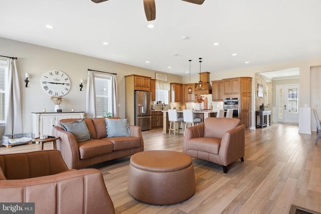 117 PINTAIL WAY, Lake Frederick, VA 22630