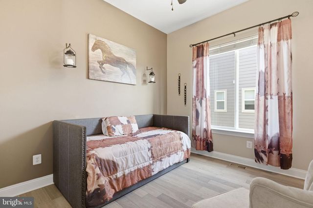 117 PINTAIL WAY, Lake Frederick, VA 22630