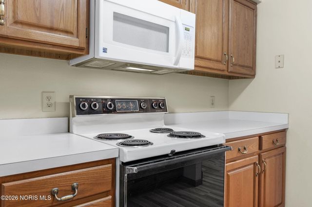 6955 Dorr Street, Ste 30, Toledo, OH 43615