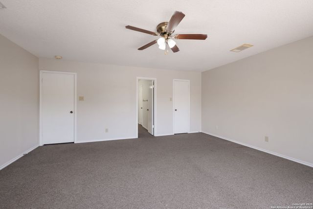 6647 BEECH TRAIL DR, Converse, TX 78109