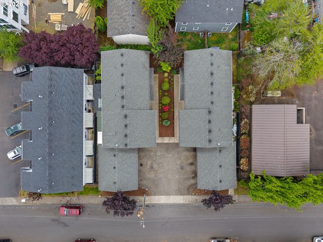 18220 Se PINE St, Portland, OR 97233