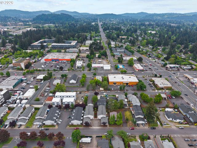 18220 Se PINE St, Portland, OR 97233