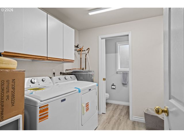 18220 Se PINE St, Portland, OR 97233
