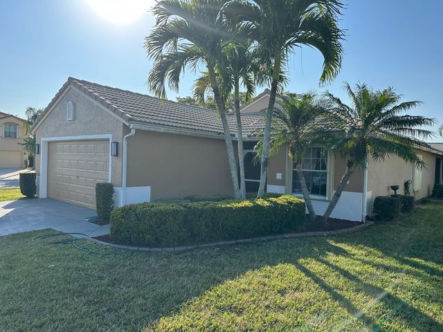 628 NW Stanford Ln, Port St Lucie, FL 34983