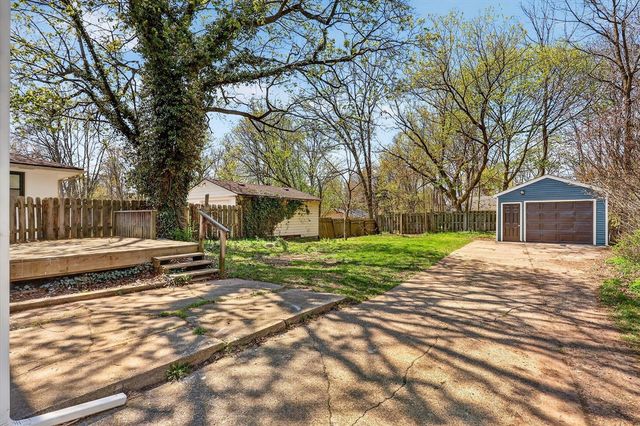 1047 Eastern Avenue, Grand Rapids, MI 49503