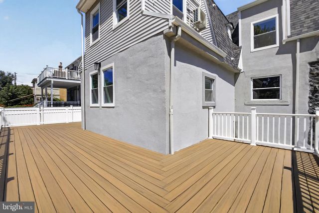 5136 WAYNE AVE, Philadelphia, PA 19144