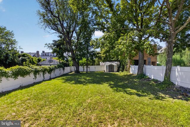 5136 WAYNE AVE, Philadelphia, PA 19144