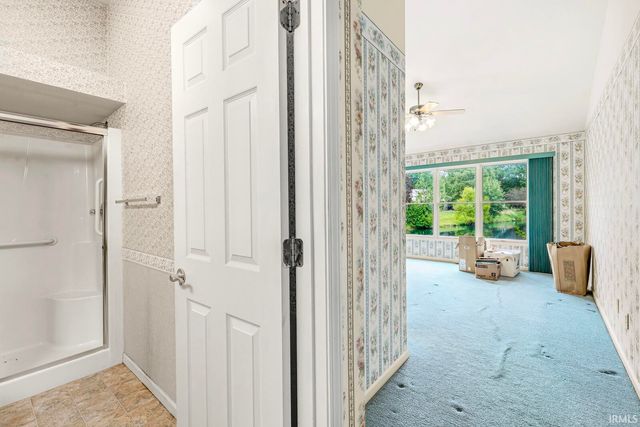 5318 Larkspur Drive, South Bend, IN 46614