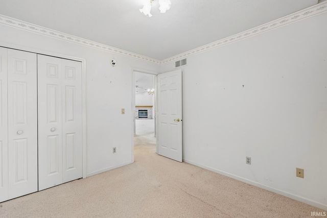 5318 Larkspur Drive, South Bend, IN 46614