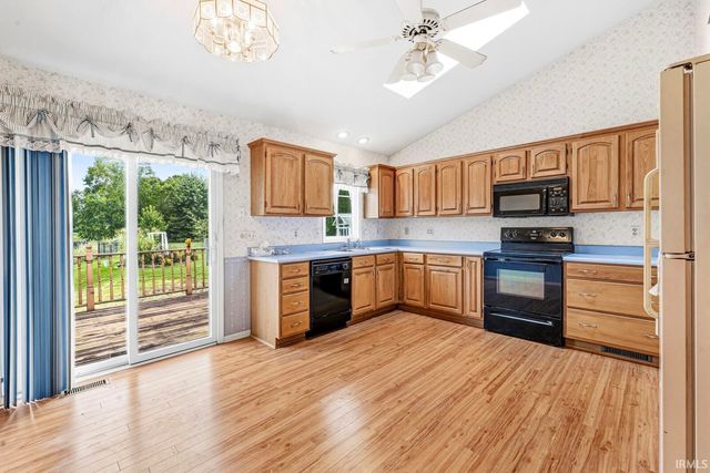 5318 Larkspur Drive, South Bend, IN 46614