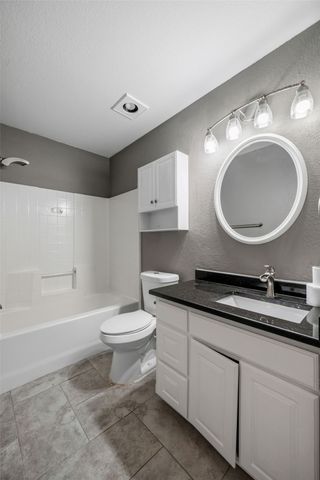 607 Meadowbrook Drive, Burleson, TX 76028