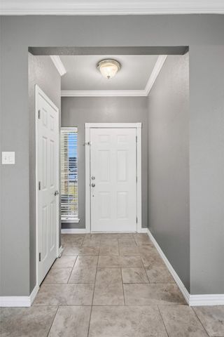 607 Meadowbrook Drive, Burleson, TX 76028
