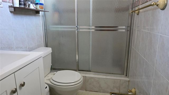 12320 SW 39th St, Miami, FL 33175