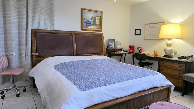 12320 SW 39th St, Miami, FL 33175