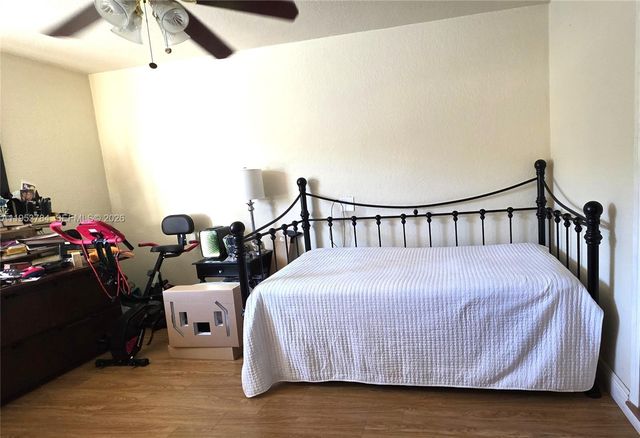 12320 SW 39th St, Miami, FL 33175