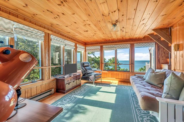 90 Ring Road, Wellfleet, MA 02667