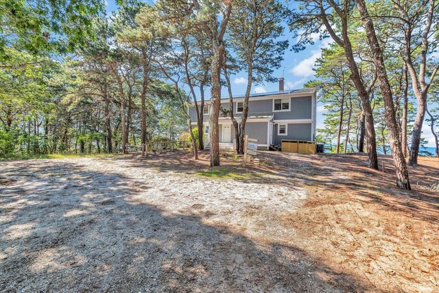 90 Ring Road, Wellfleet, MA 02667