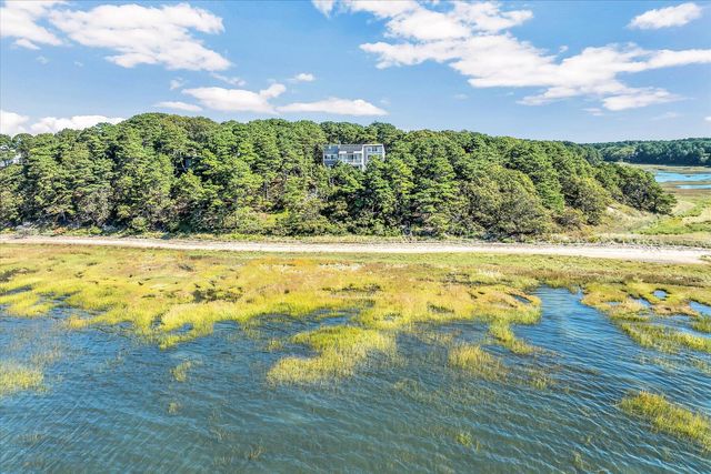 90 Ring Road, Wellfleet, MA 02667