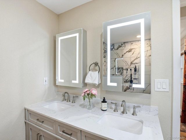 1260 Welch St, Lakewood, CO 80401