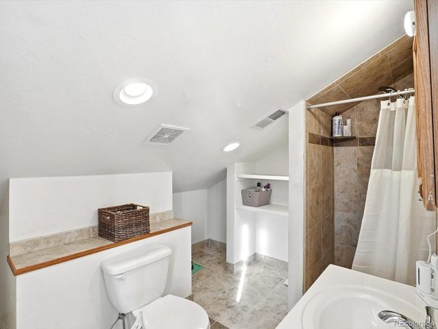 1260 Welch St, Lakewood, CO 80401