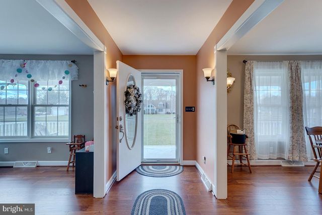 33 MILBOURN MANOR DR, Camden Wyoming, DE 19934