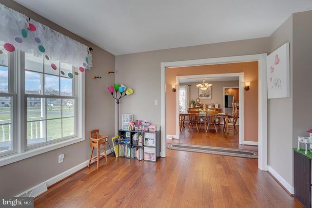 33 MILBOURN MANOR DR, Camden Wyoming, DE 19934