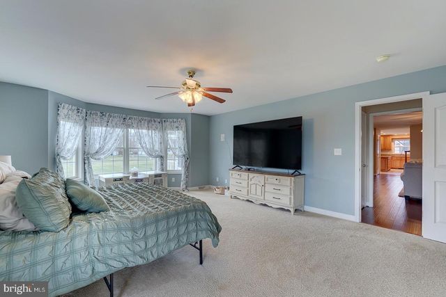 33 MILBOURN MANOR DR, Camden Wyoming, DE 19934