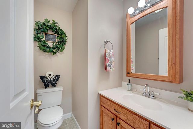 33 MILBOURN MANOR DR, Camden Wyoming, DE 19934