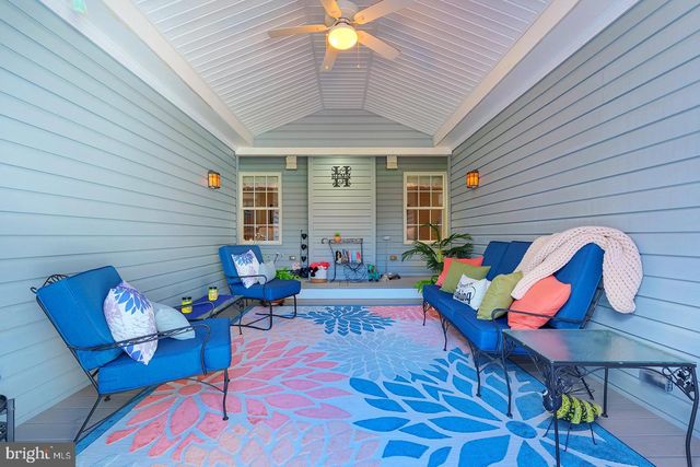 33 MILBOURN MANOR DR, Camden Wyoming, DE 19934