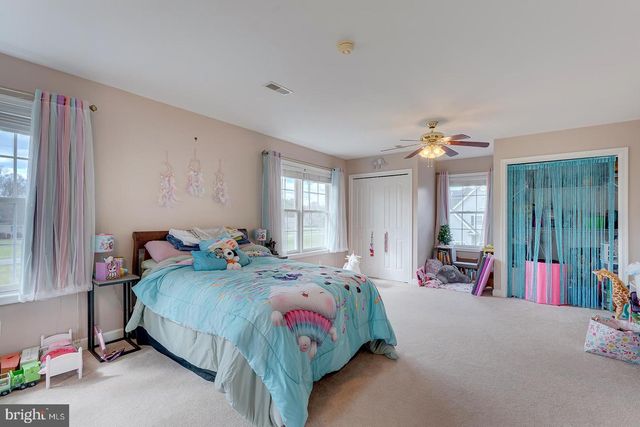 33 MILBOURN MANOR DR, Camden Wyoming, DE 19934