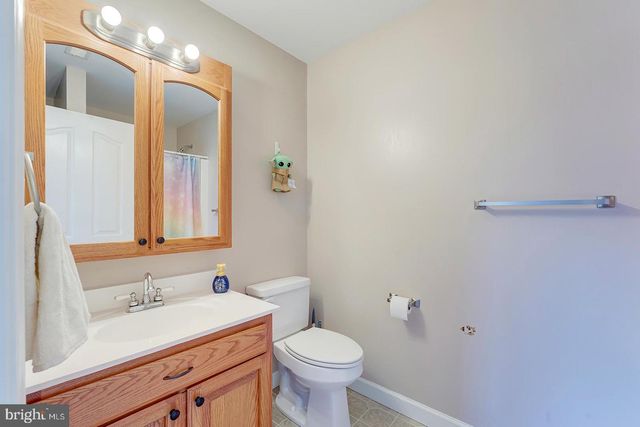 33 MILBOURN MANOR DR, Camden Wyoming, DE 19934