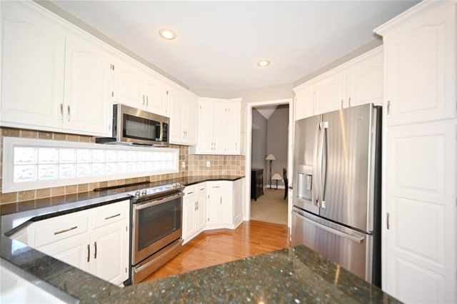 6206 N Strathbury Avenue, Kansas City, MO 64151